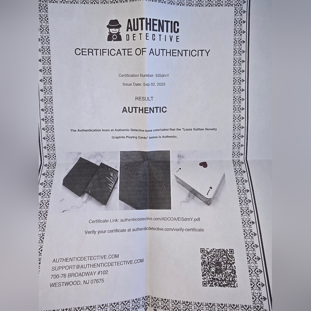 RARE Louis Vuitton Vintage Double Deck Playing Card With Cert Of Authenticity - Picture 3 of 5